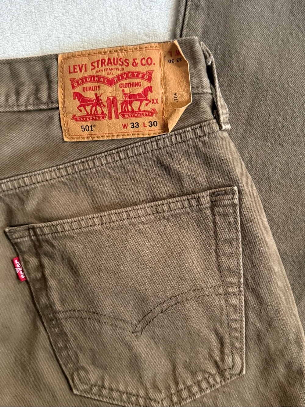 Levi's Straight Men's Jeans in Olive
